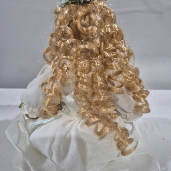 The Heritage Signature Collectible 11" Sitting Porcelain Doll Celestial 21637 - Picture 3 of 3